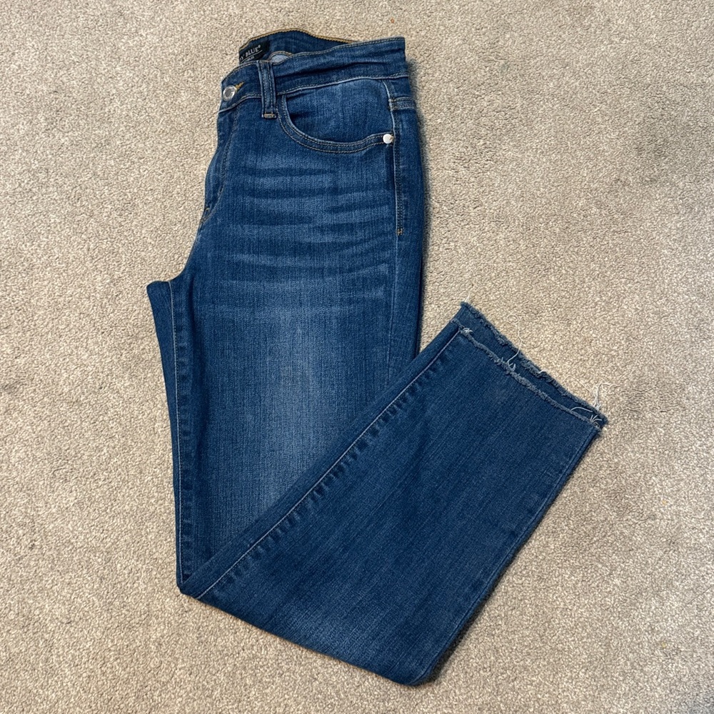 Judy Blue Dark Wash Straight Leg Jeans